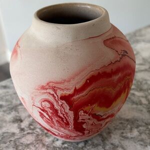 Nemadji native Clay pottery Vase 5.4” H